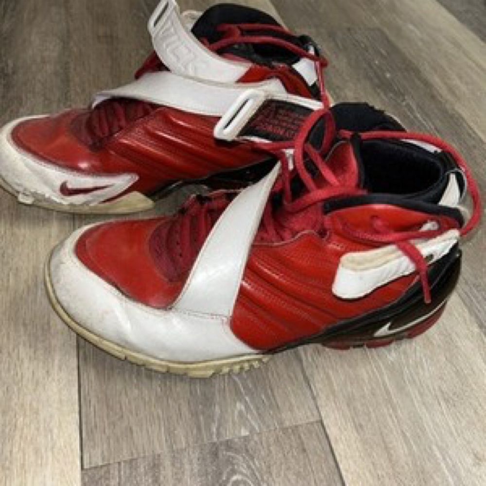 Size 8.5 - Nike Zoom Vick 3 Varsity Red